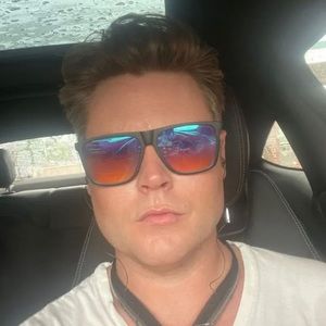 Meet your Posher, Justine